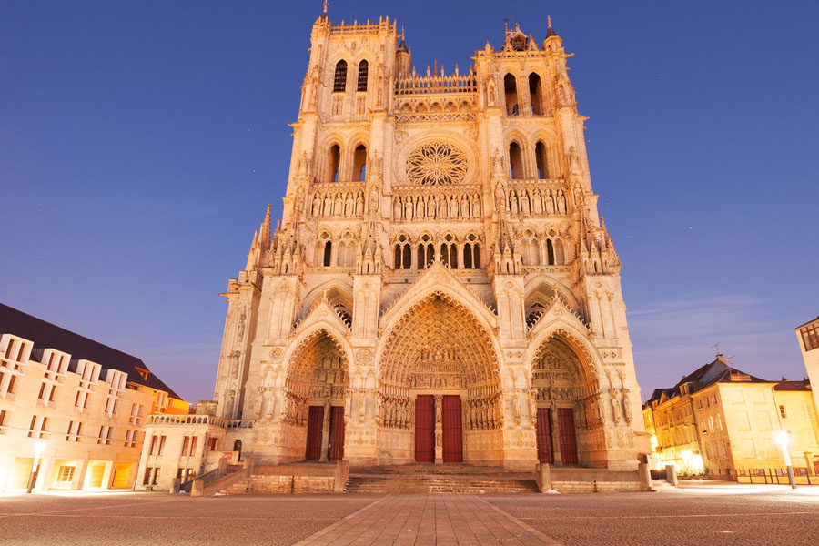 Nhà thờ Amiens, Pháp