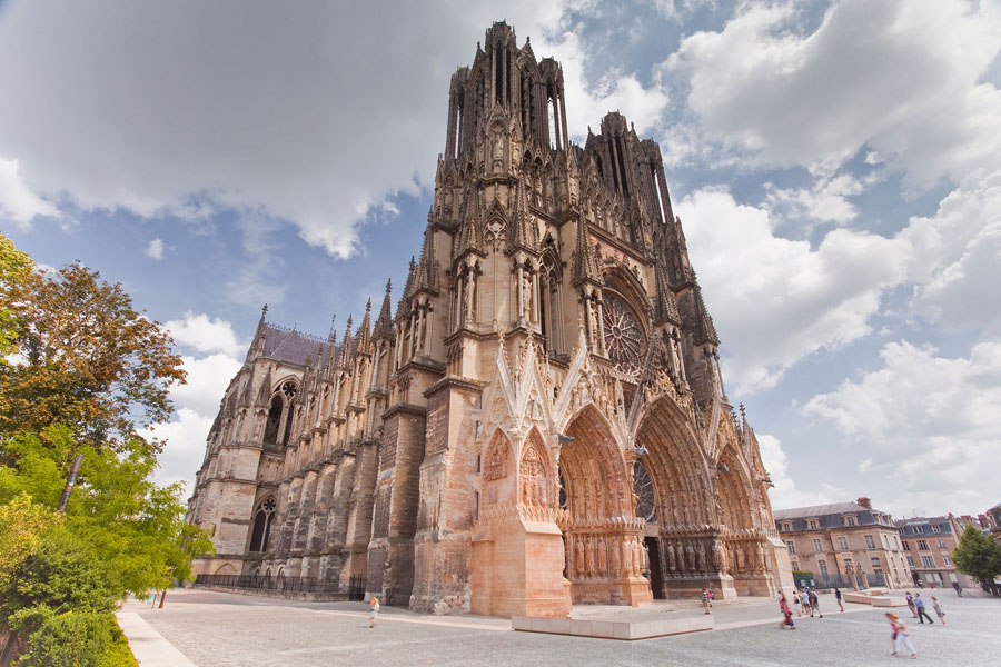 Notre-Dame de Reims, Pháp