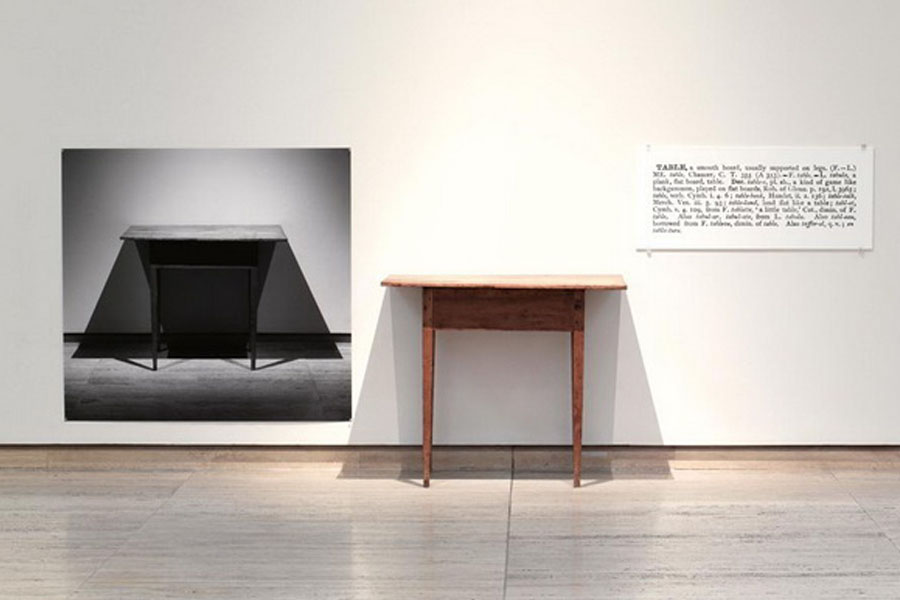 Tác phẩm One and Three Tables của Joseph Kosuth