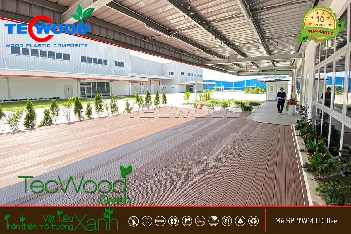 Sàn gỗ ngoài trời lót sàn khu vực căn tin
