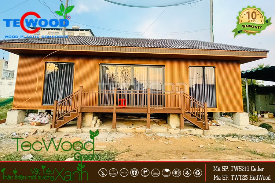 Tấm ốp gỗ nhựa lam sóng trang trí mặt tiền