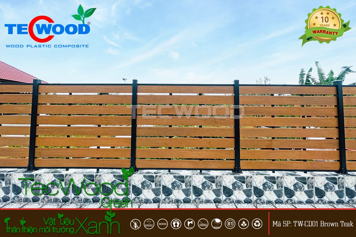 Hàng rào giả gỗ thiết kế thông thoáng nhưng an toàn