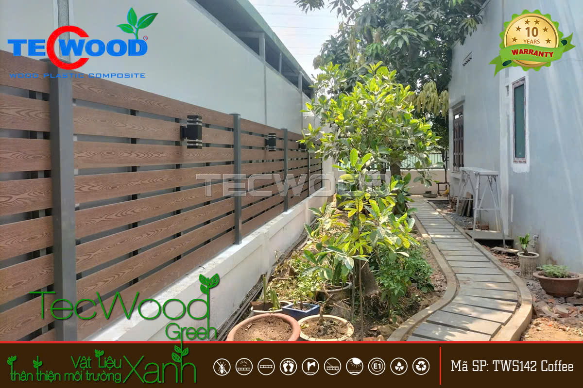 Hàng rào gỗ nhựa thiết kế hở thông thoáng