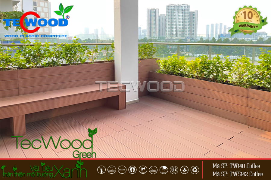Sàn gỗ nhựa lót ban công chung cư 