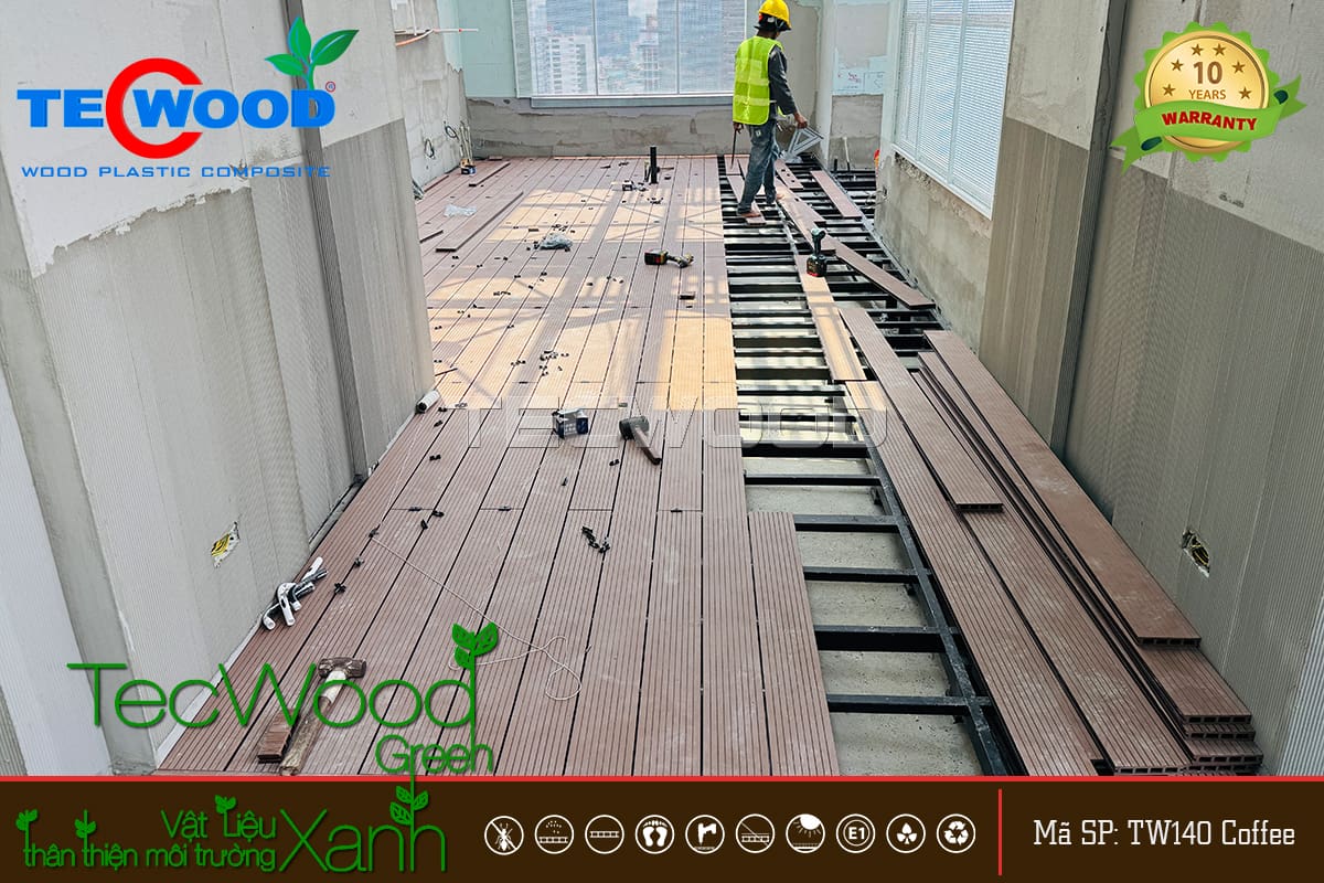 Thi công sàn gỗ nhựa ngoài trời cho khách sạn Sheraton quận 1