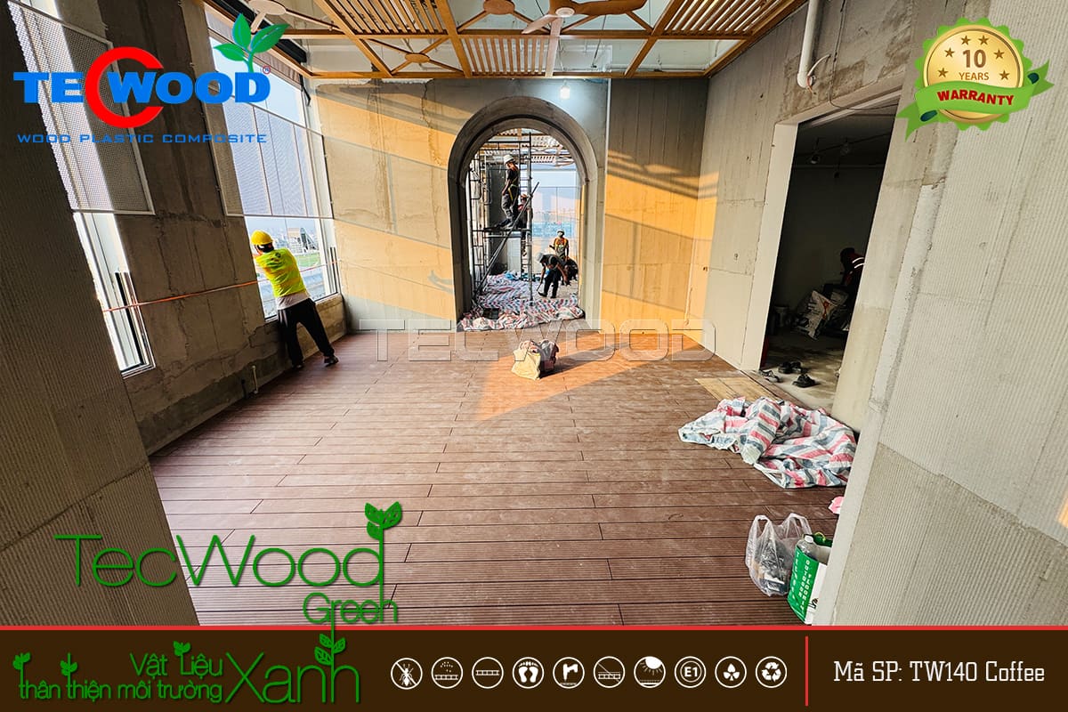 Lắp đặt sàn gỗ ngoài trời tại khách sạn Sheraton