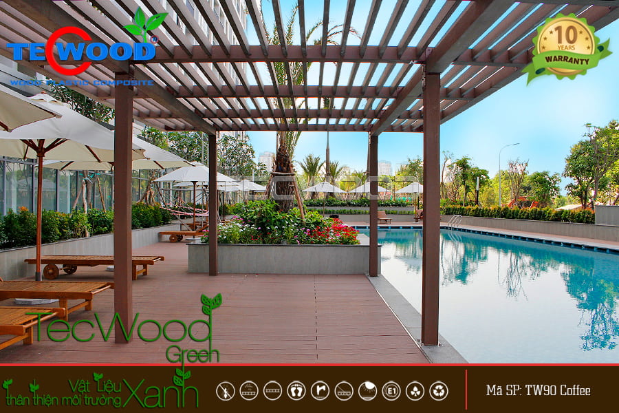 Thiết kế giàn pergola bằng gỗ nhựa cho hồ bơi
