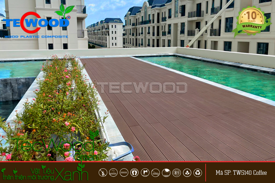 Sàn gỗ thanh đặc lót hồ bơi