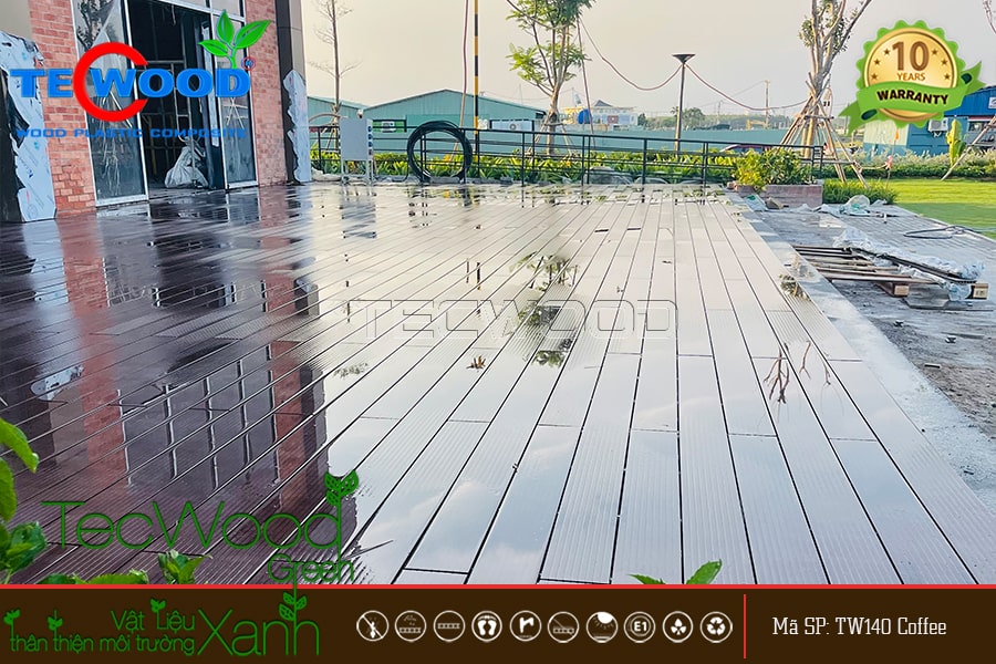 Sàn gỗ nhựa chịu nắng mưa tốt