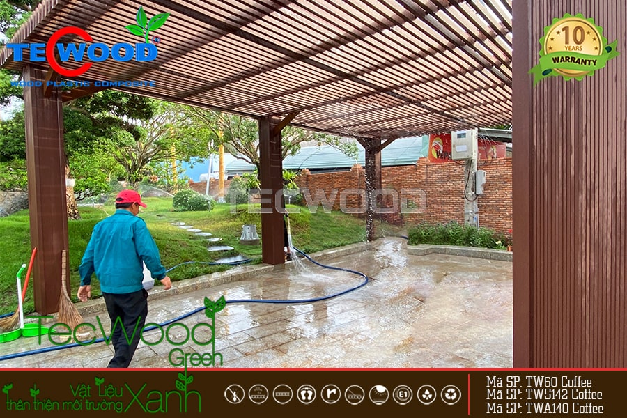 Thi công giàn pergola gỗ nhựa ngoài trời