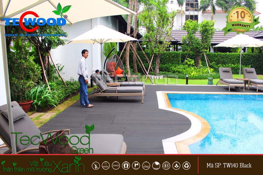 Lót sàn gỗ hồ bơi cho dự án Villa ven sông Sài Gòn