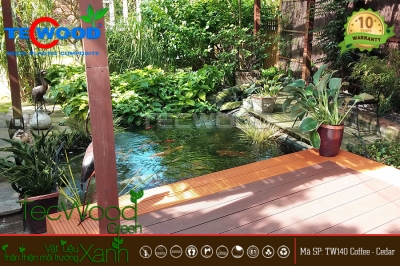 Cầu gỗ sân vườn gỗ nhựa đẹp bền cho hồ cá koi và cảnh quan 